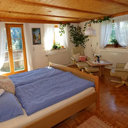 Gaestehaus Moeschel Ubytování v soukromí *